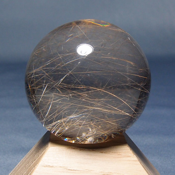 針水晶(ルチルクオーツ）玉