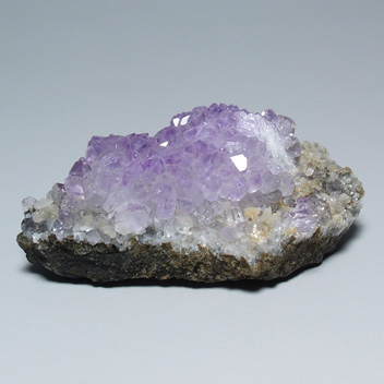 GC1008アメシスト（紫水晶）クラスター（群晶）