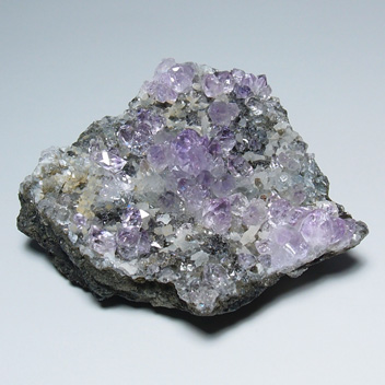 GC1010アメシスト（紫水晶）クラスター（群晶）
