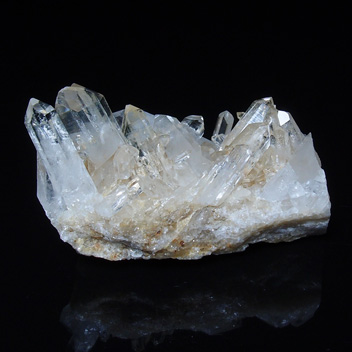 K1052ヒマラヤ水晶群晶（クラスター）