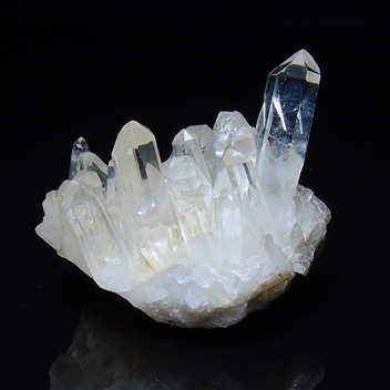 K1060ヒマラヤ水晶群晶（クラスター）